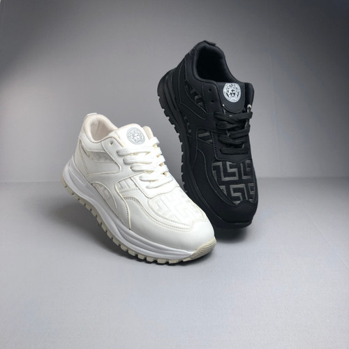 کتونی ورساچه